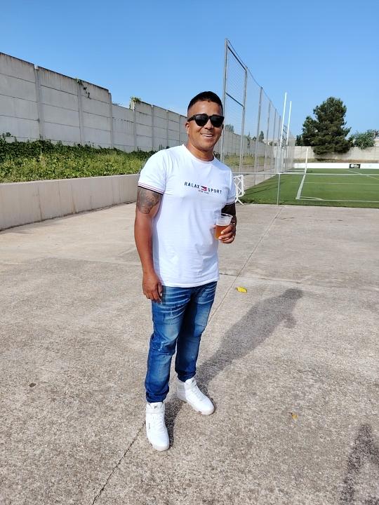 Chico busca chica en Tarragona: 