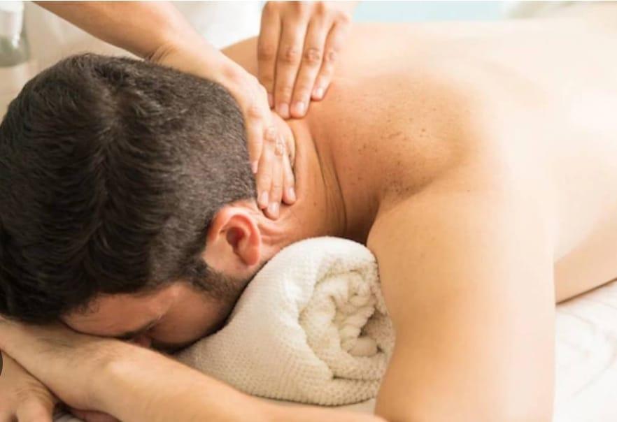 621269338: Chica busca chico en León