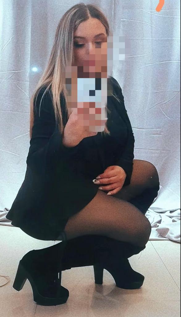 602479234: Chica busca chico en Barcelona