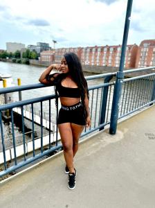 602061310: Chica busca chico en Valencia