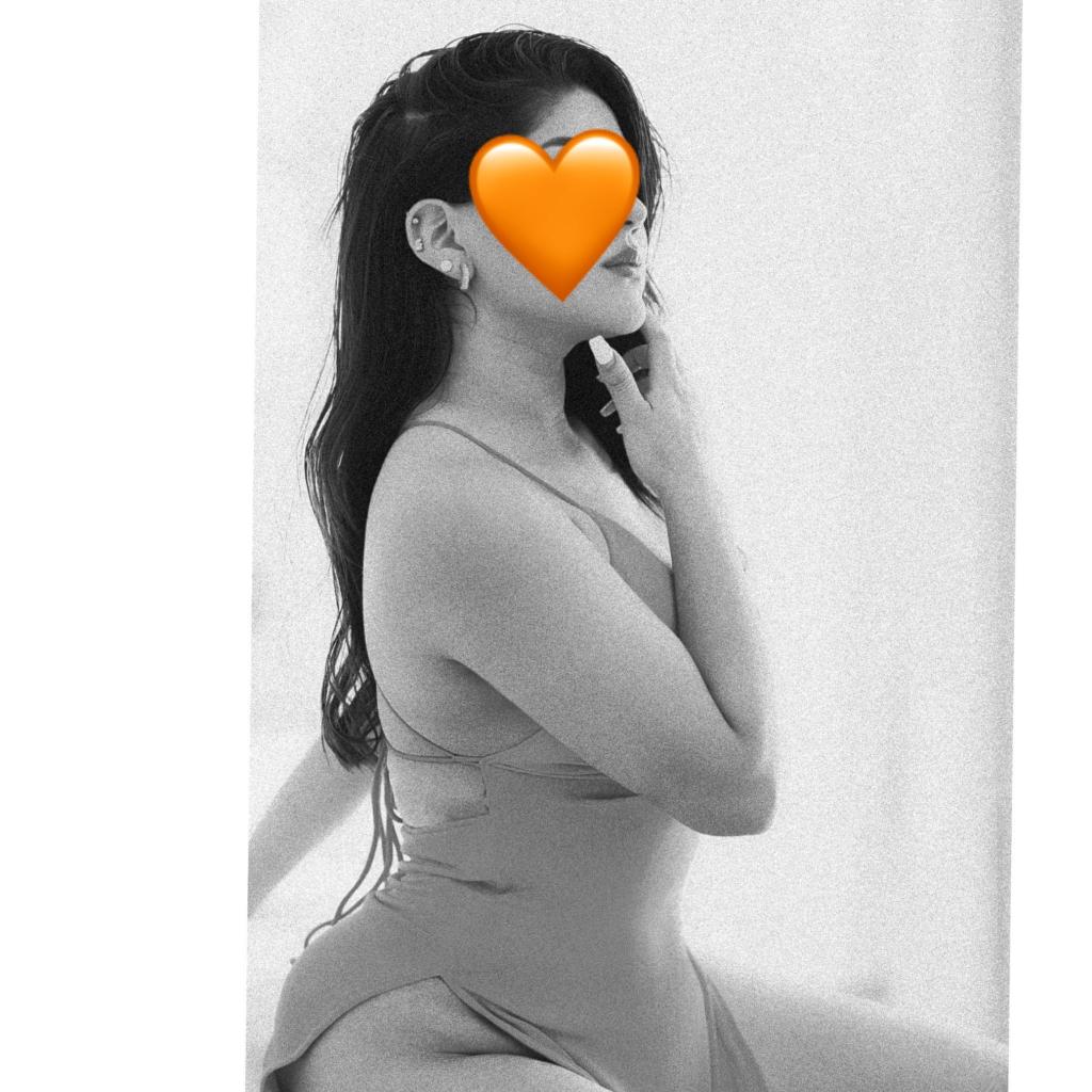 Chica busca chico en Ibiza: 