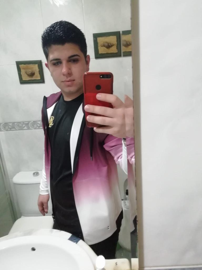 Chico busca chica en Lugo: 