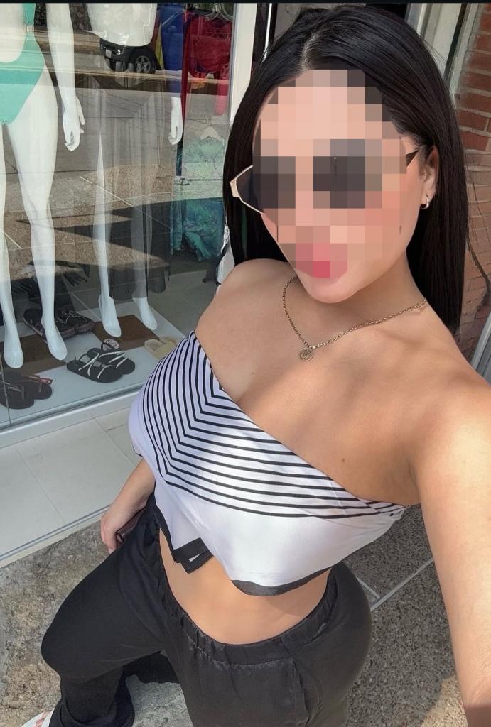 Chica busca chico en Almería: 