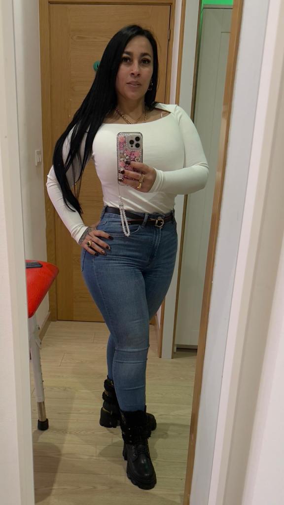 Chica busca chico en La Coruña: 