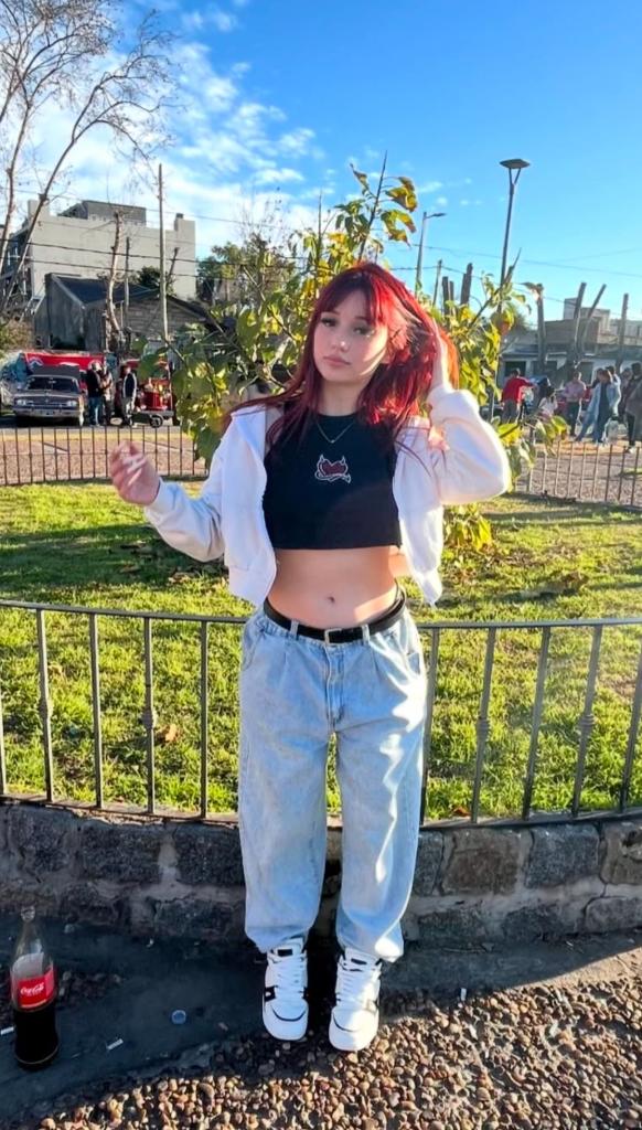 614923046: Chica busca chico en Lugo