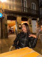 643976819: Chica busca chico en La Coruña