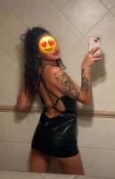 688394537: Chica busca chico en Madrid