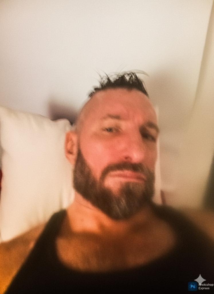 Chico busca chica en Valencia: 