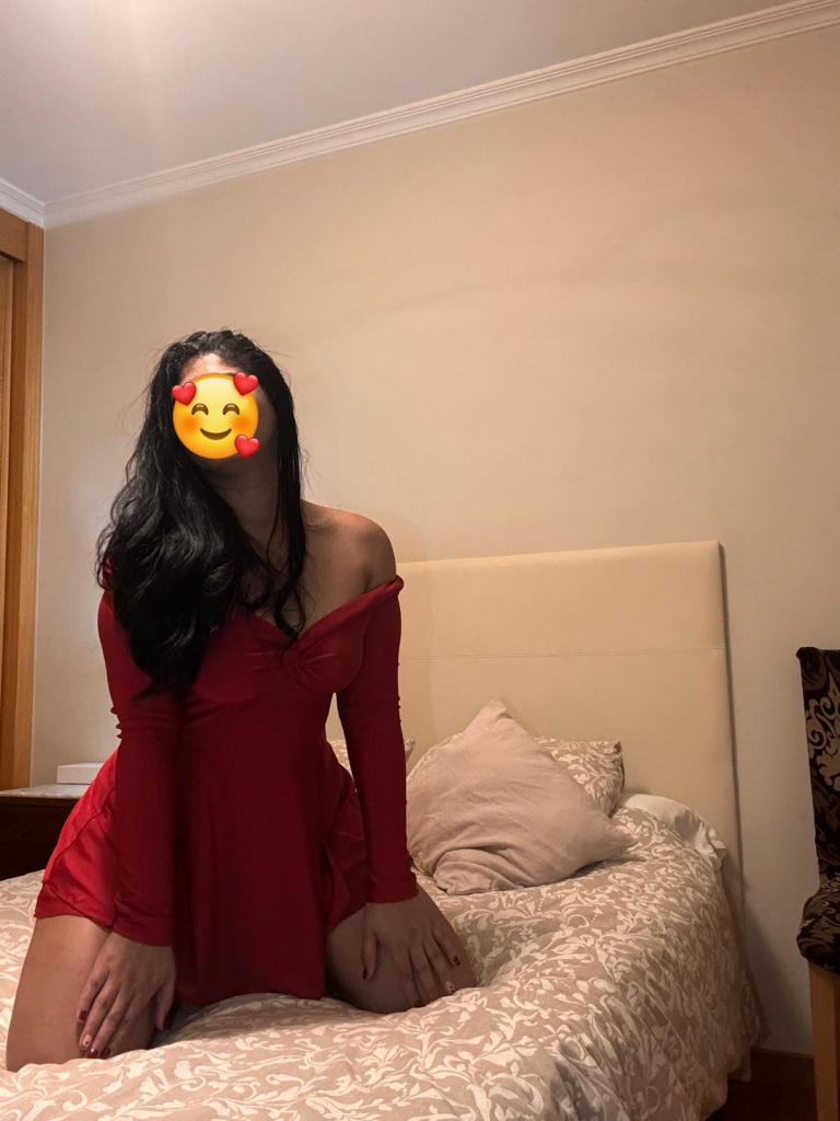 657886177: Chica busca chico en La Coruña