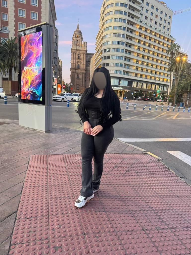 645686544: Chica busca chico en Almería