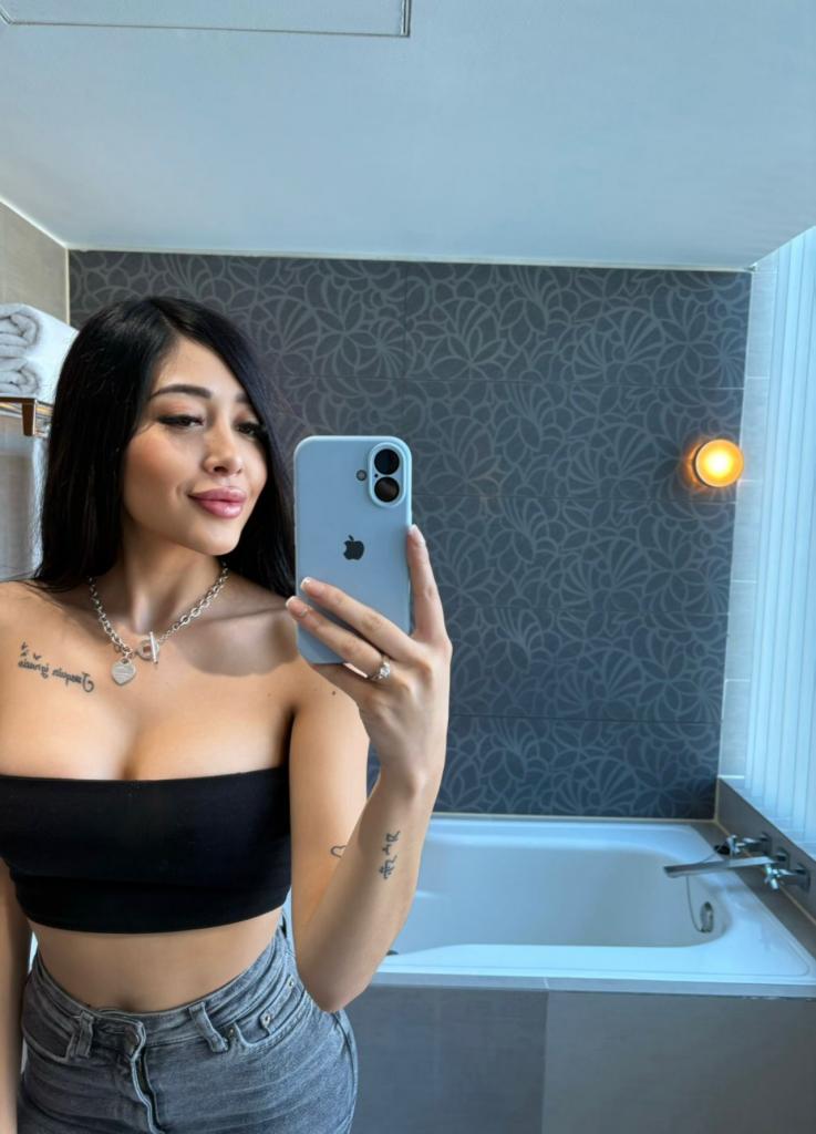 Chica busca chico en Barcelona: 