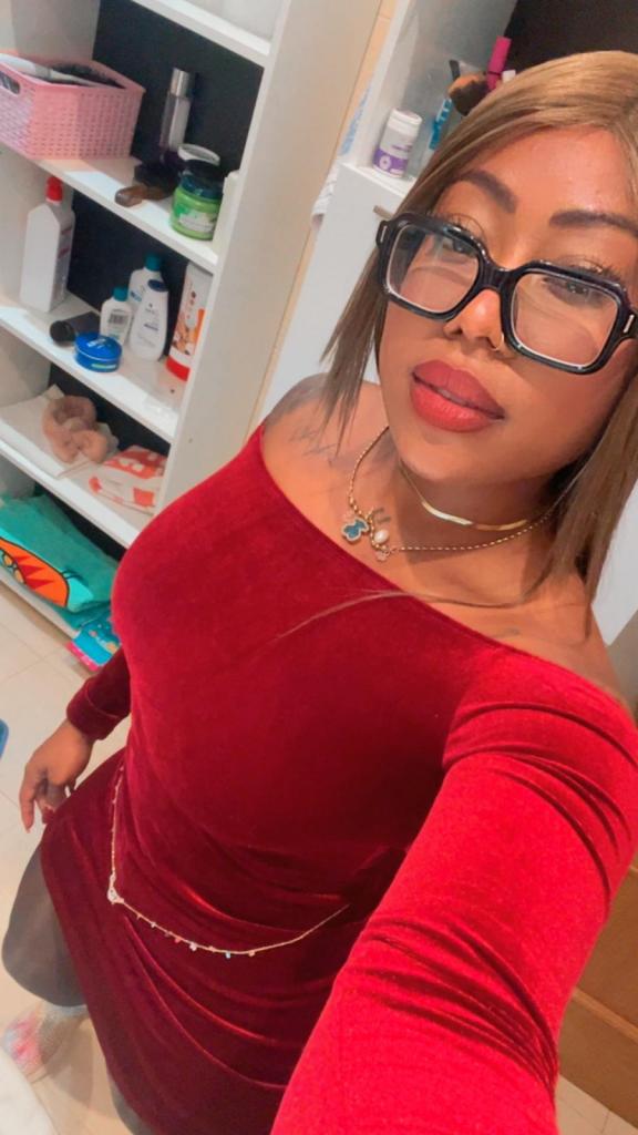 678581606: Chica busca chico en Mallorca