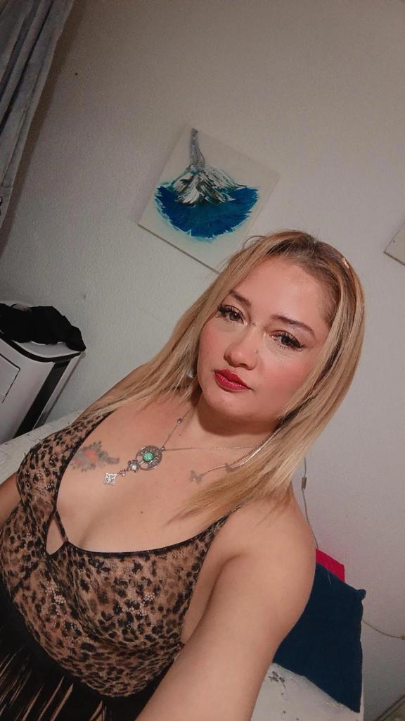 695373415: Chica busca chico en Alicante