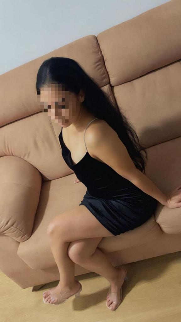 674005887: Chica busca chico en Málaga