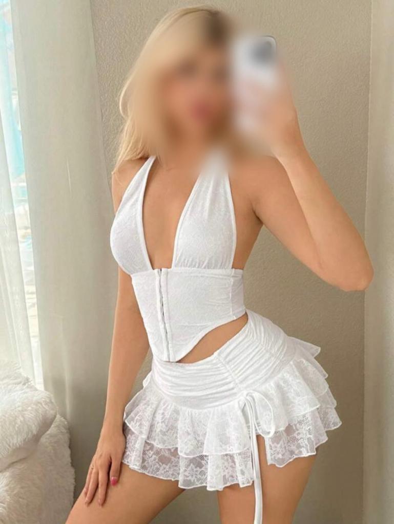 Chica busca chico en La Coruña: 