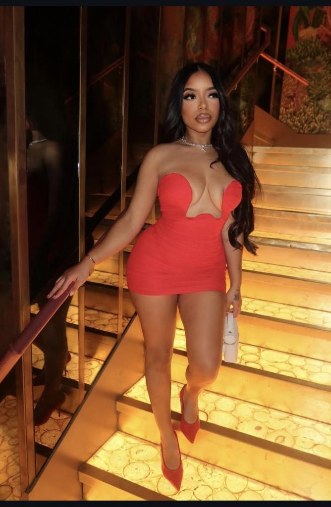 Chica busca chico en Tenerife: 