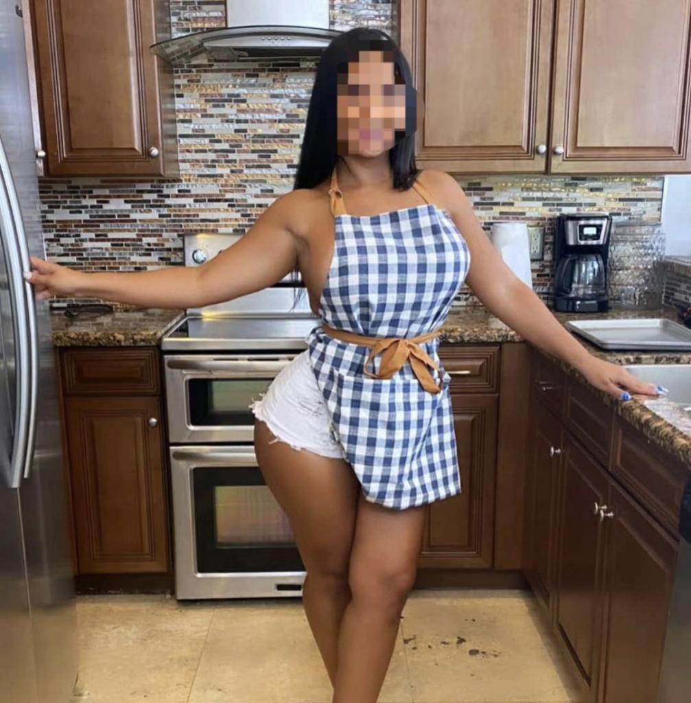 Chica busca chico en Cádiz: 