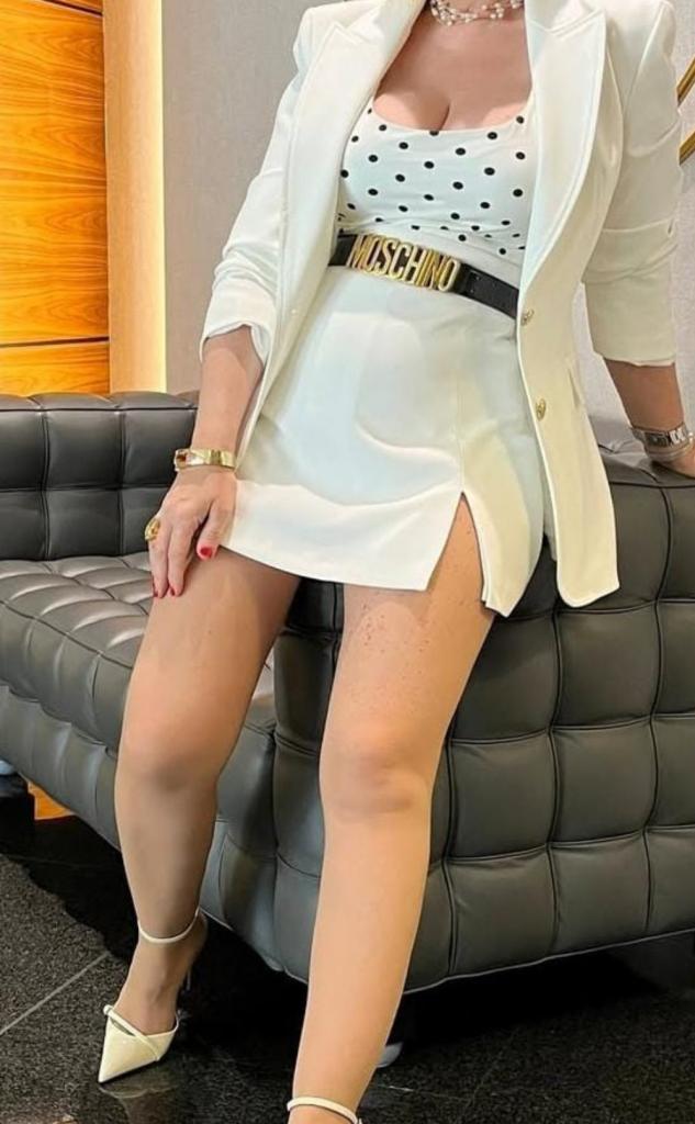 Chica busca chico en Cádiz: 