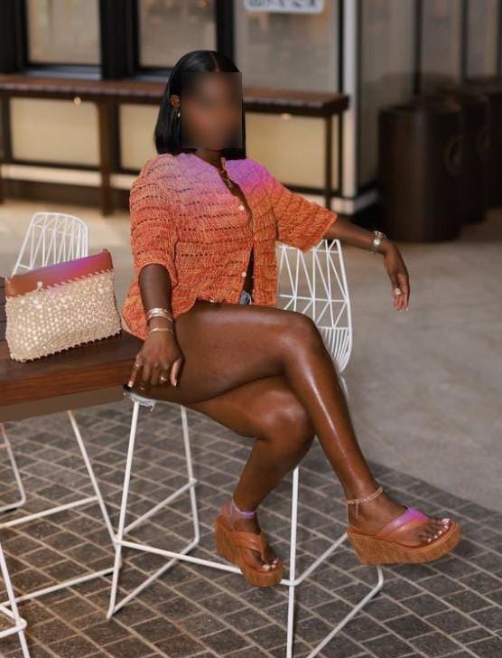 Chica busca chico en Granada: 