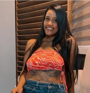 613853458: Chica busca chico en Barcelona