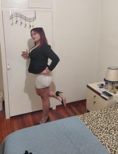 742092393: Chica busca chico en Pontevedra