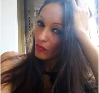 614049844: Chica busca chico en Murcia