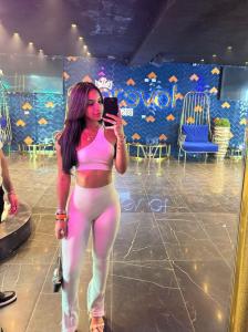 611244645: Chica busca chico en Barcelona