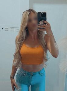 615854345: Chica busca chico en Cantabria