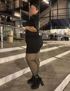 631759115: Chica busca chico en Barcelona
