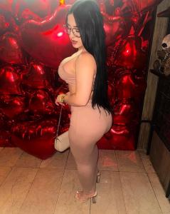 631468349: Chica busca chico en Madrid