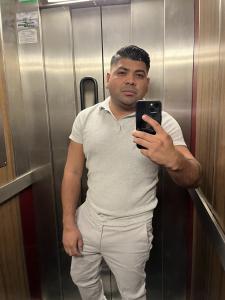 641826865: Chico busca chica en Valencia