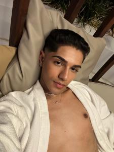 603789080: Chico busca chica en Madrid