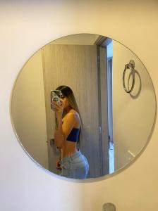 642629883: Chica busca chico en Valencia