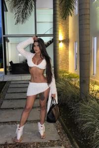 697748773: Travesti en Navarra