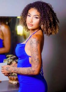 699330350: Chica busca chico en Málaga