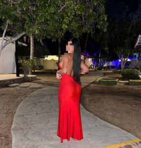 613832956: Chica busca chico en Almería