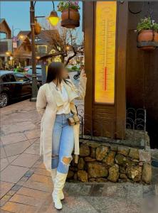 627088420: Chica busca chico en Sevilla