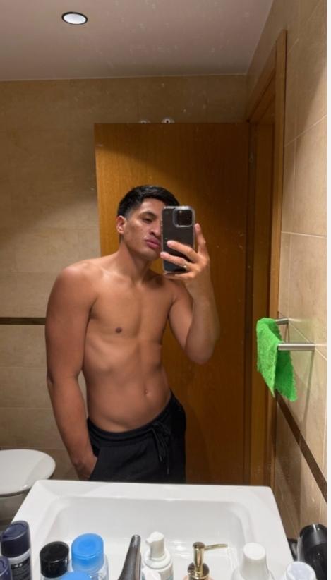 674202143: Chico busca chica en Murcia