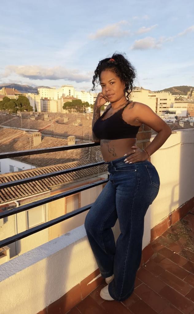 Chica busca chico en Granada: 