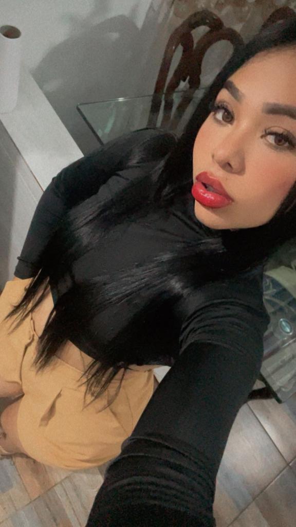 Chica busca chico en Barcelona: 