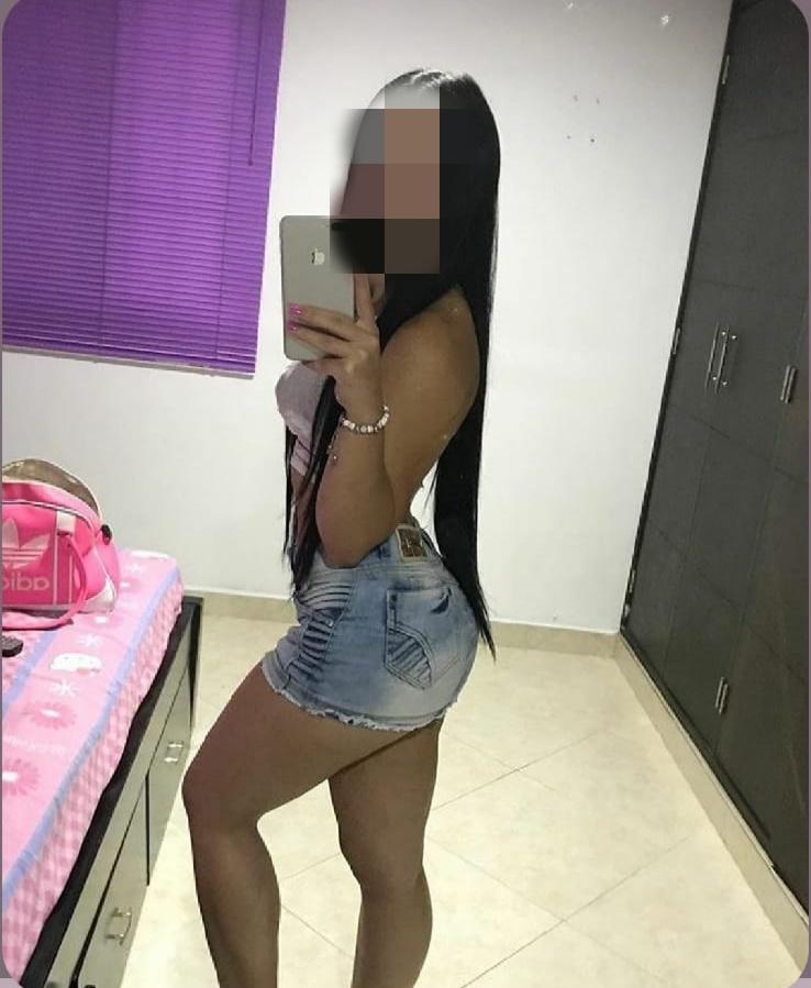 Chica busca chico en Tenerife: 