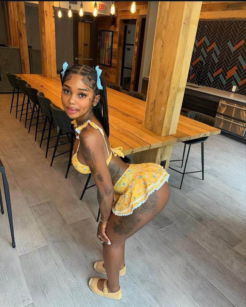 Chica busca chico en Barcelona: 