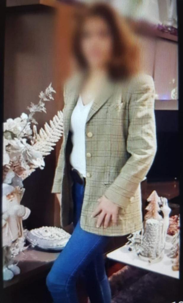 631052342: Chica busca chico en Pontevedra