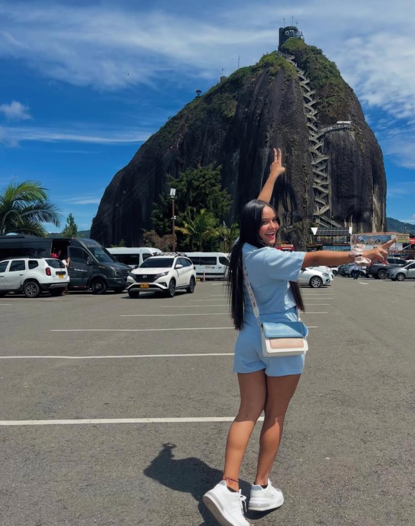 Chica busca chico en Tenerife: 