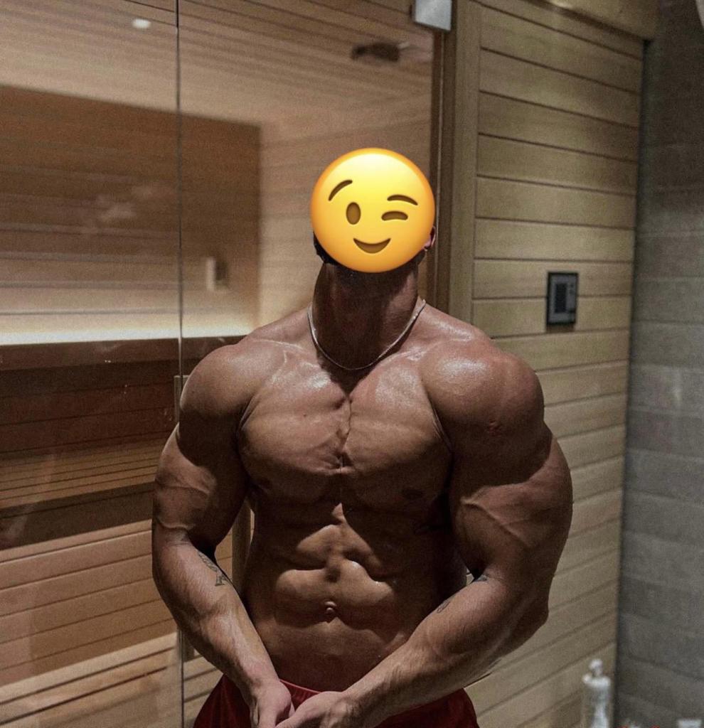 Chico busca chica en Málaga: 