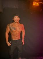 674045903: Chico busca chica en Barcelona