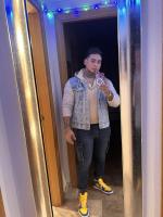 672588241: Chico busca chica en Sevilla