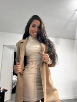 687658076: Chica busca chico en Sevilla