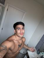 613279905: Chico busca chica en Sevilla