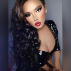 676283078: Travesti en Barcelona